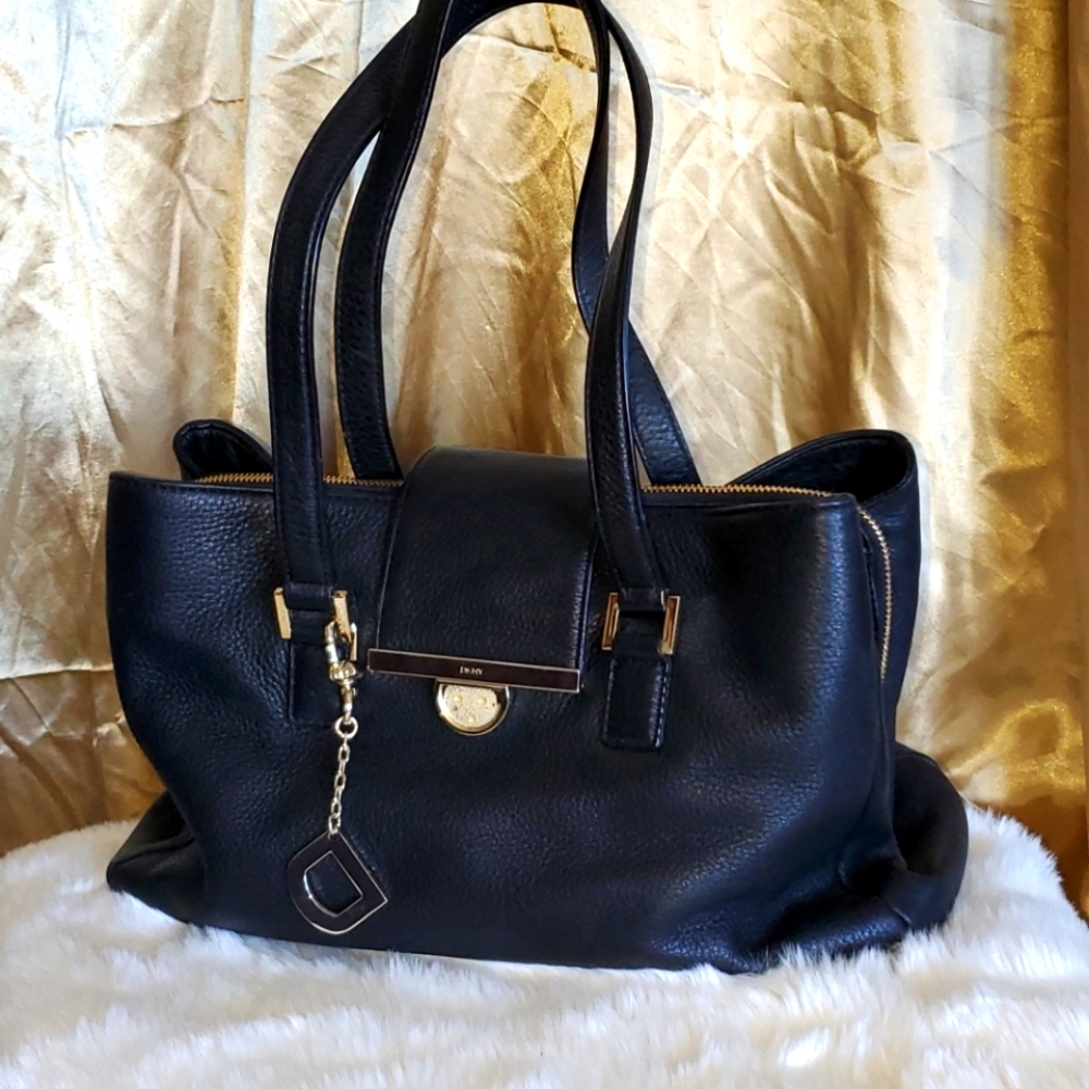 NWOT DKNY pebbled leather satchel black